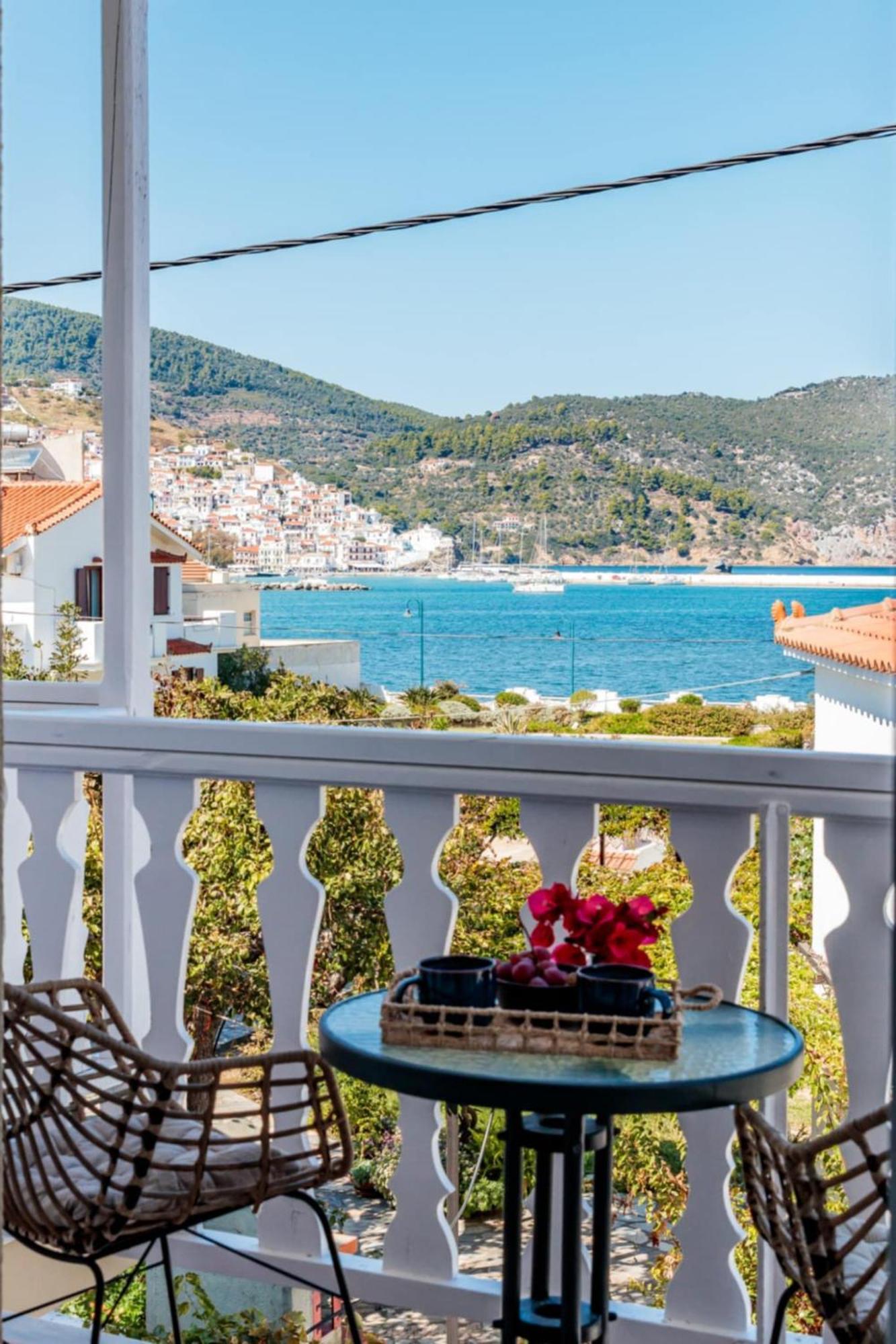 Fotis Studios Skopelos Town Exterior photo